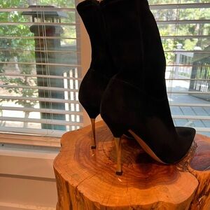 Valentino Garabani Sleek Black Suede Heeled Boots